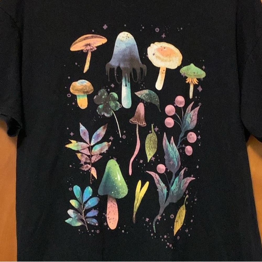 Mushroom t-shirt (unisex)
